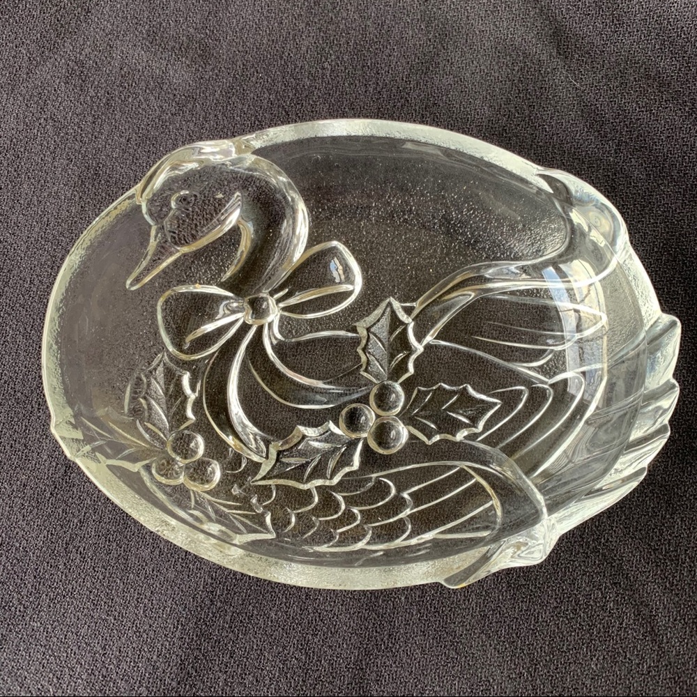 Crystal dish
